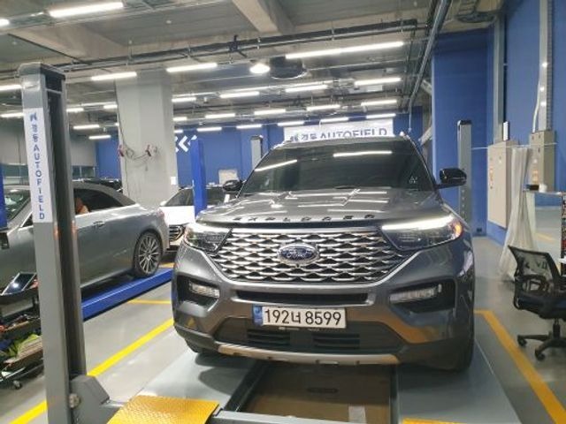 Ford Explorer 2023 — фото осмотра 1