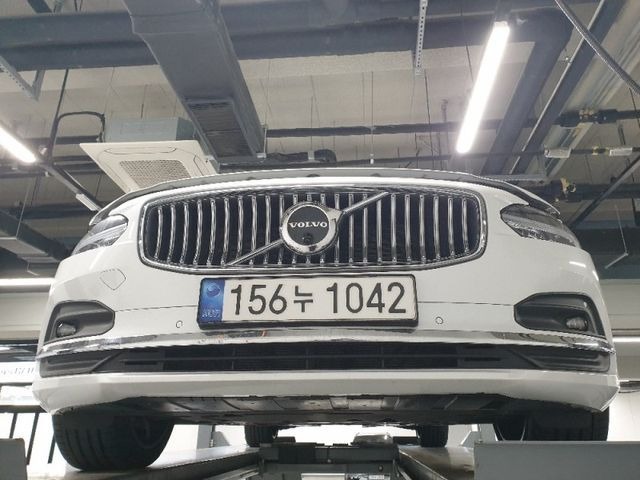 Volvo S90 2022 — фото осмотра 1