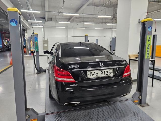 Hyundai Equus 2015 — фото осмотра 2