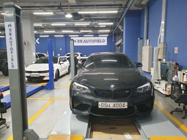 BMW M2 2018 — фото осмотра 1
