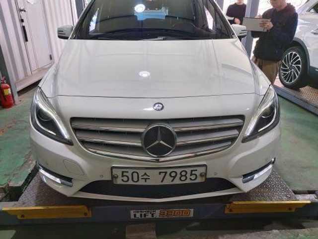 Mercedes-Benz B-Class 2015 — фото осмотра 1