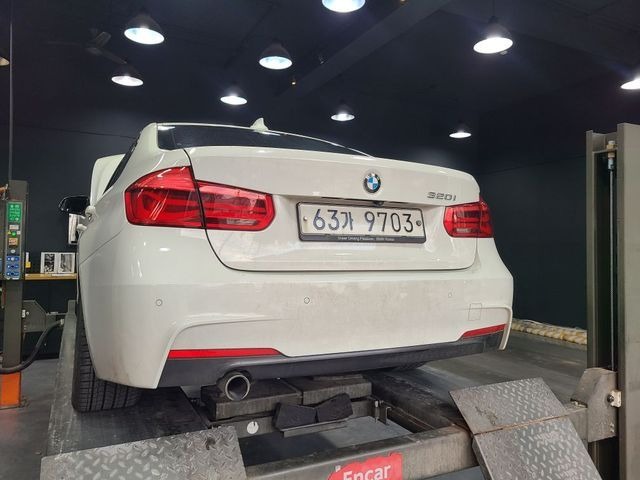 BMW 3-Series 2017 — фото осмотра 2