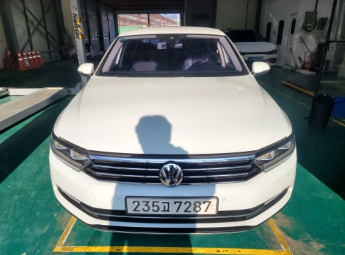 Volkswagen Passat 2018 — фото осмотра 1