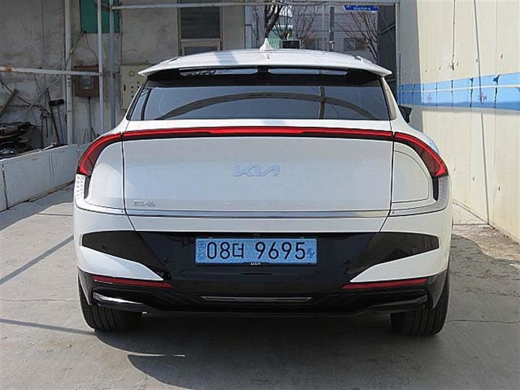 Kia EV6 2025 — фото осмотра 2