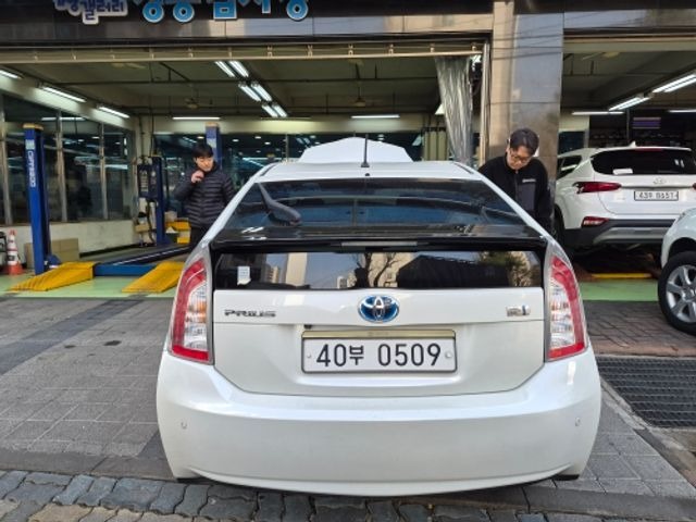 Toyota Prius 2015 — фото осмотра 2