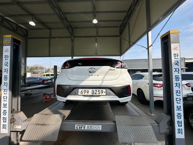 Hyundai Ioniq 2020 — фото осмотра 2