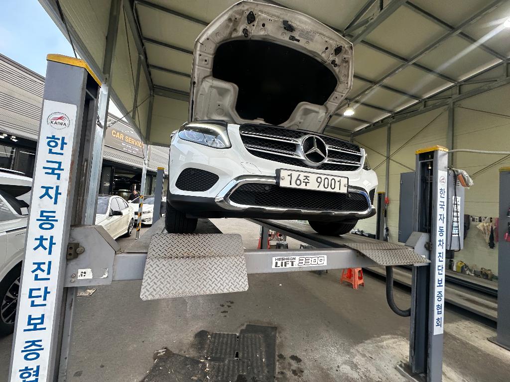 Mercedes-Benz GLC-Class 2018 — фото осмотра 1