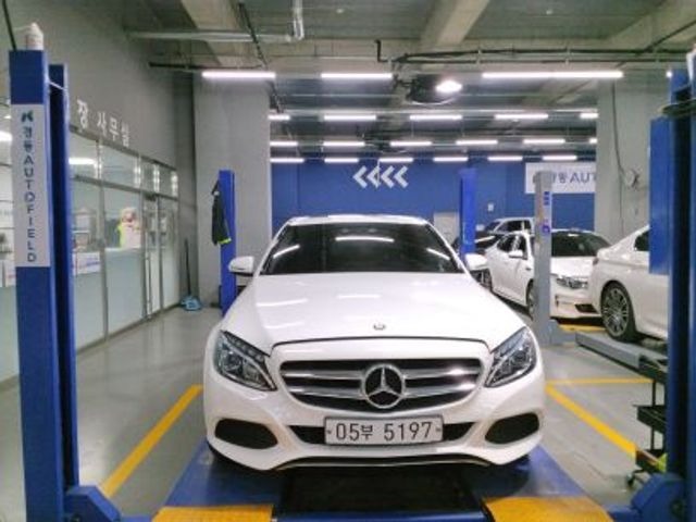 Mercedes-Benz C-Class 2017 — фото осмотра 1