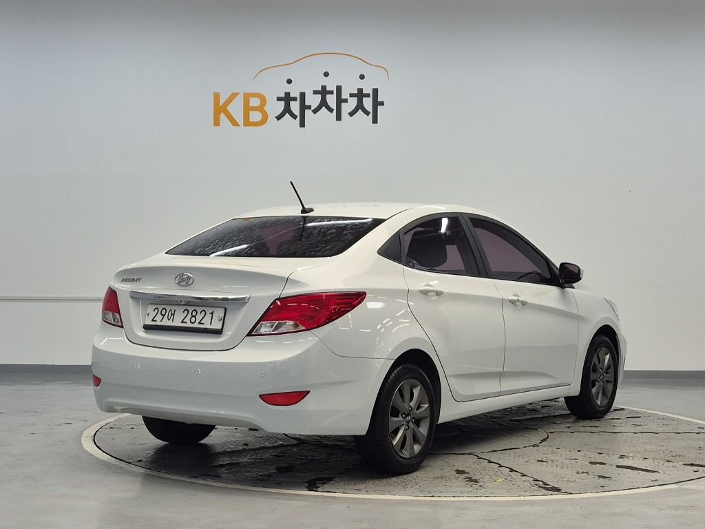 Hyundai Accent 2019 — фото осмотра 2