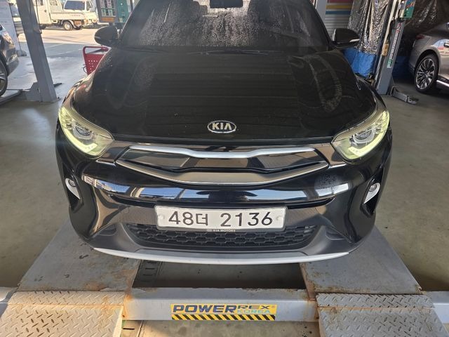 Kia Stonic 2018 — фото осмотра 1