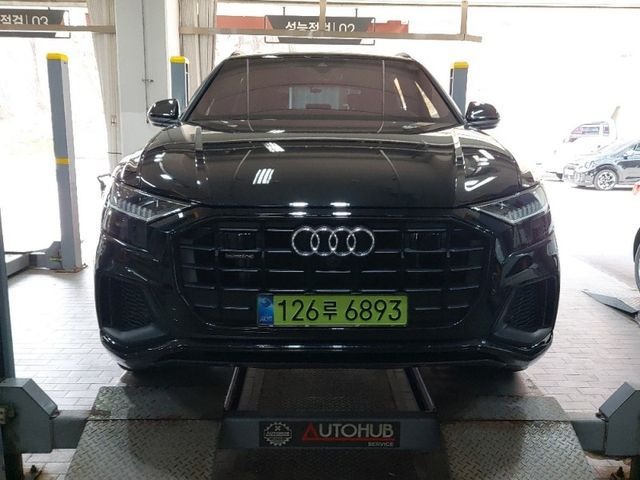 Audi Q8 2023 — фото осмотра 1