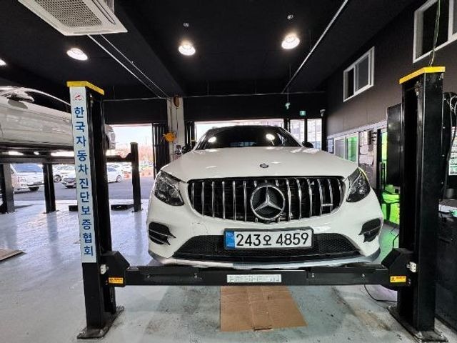 Mercedes-Benz GLC-Class 2017 — фото осмотра 1