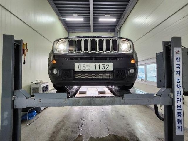 Jeep Renegade 2018 — фото осмотра 1