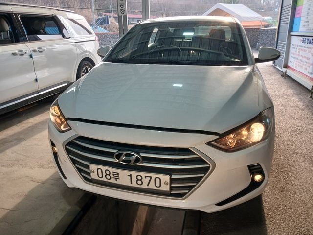 Hyundai AVANTE 2018 — фото осмотра 1