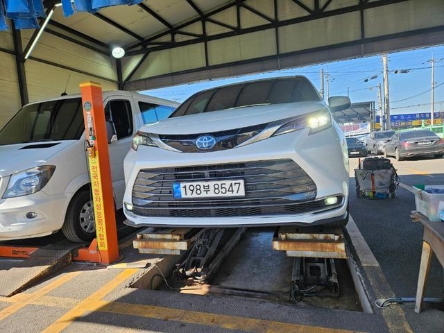 Toyota Sienna 2022 — фото осмотра 1