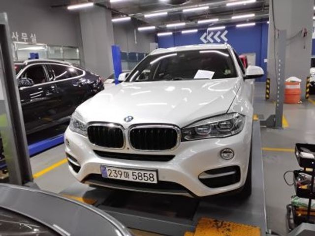 BMW X6 2018 — фото осмотра 1