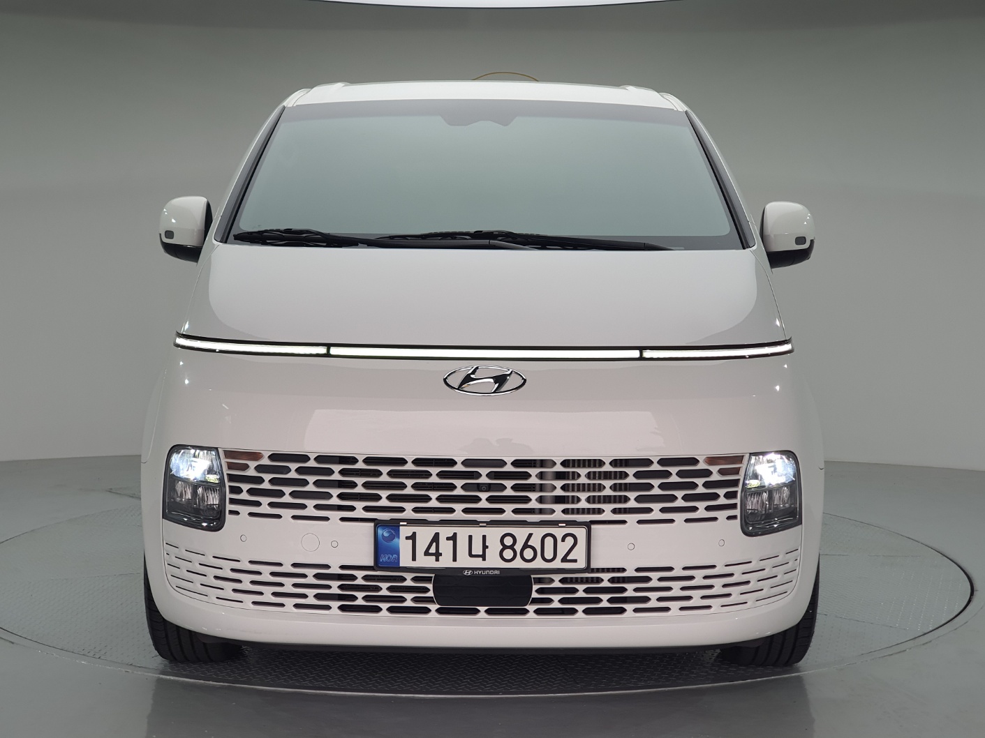 Hyundai Staria 2023 — фото осмотра 1