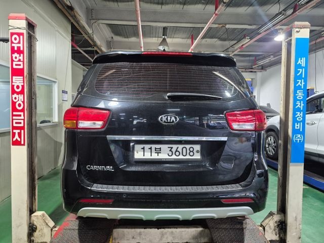 Kia Canival 2016 — фото осмотра 2