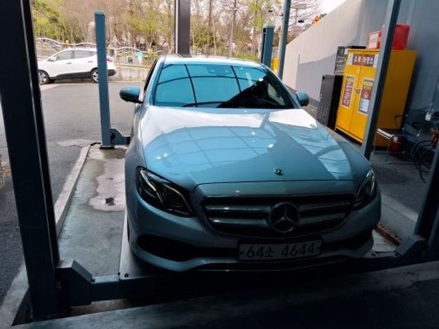 Mercedes-Benz E-Class 2018 — фото осмотра 1