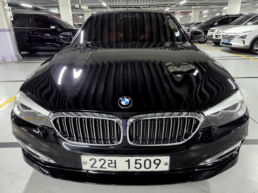 BMW 5-Series 2019 — фото осмотра 1