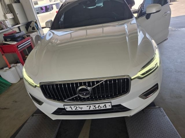 Volvo XC60 2019 — фото осмотра 1