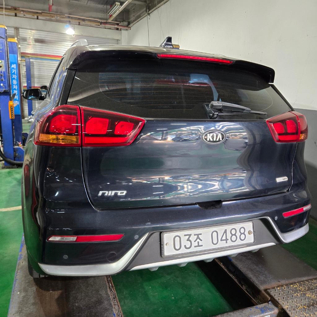 Kia Niro 2017 — фото осмотра 2