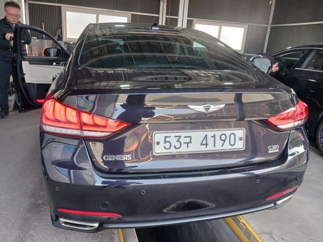 Hyundai Genesis 2016 — фото осмотра 2