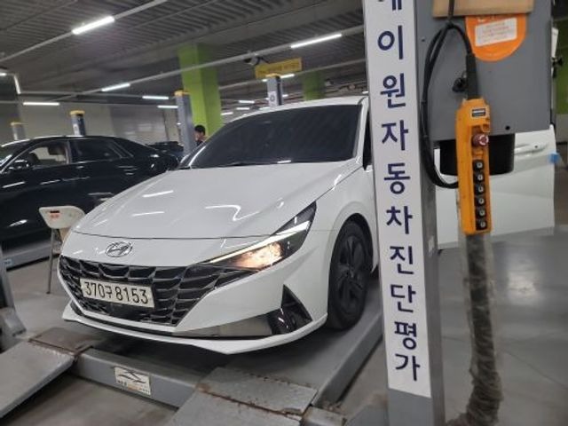 Hyundai AVANTE 2021 — фото осмотра 2