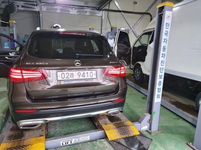 Mercedes-Benz GLC-Class 2018 — фото осмотра 2