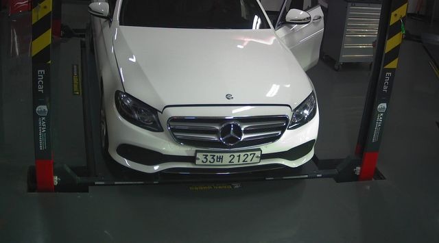 Mercedes-Benz E-Class 2017 — фото осмотра 1