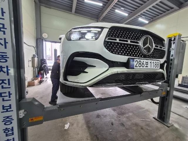 Mercedes-Benz GLE-Class 2025 — фото осмотра 1