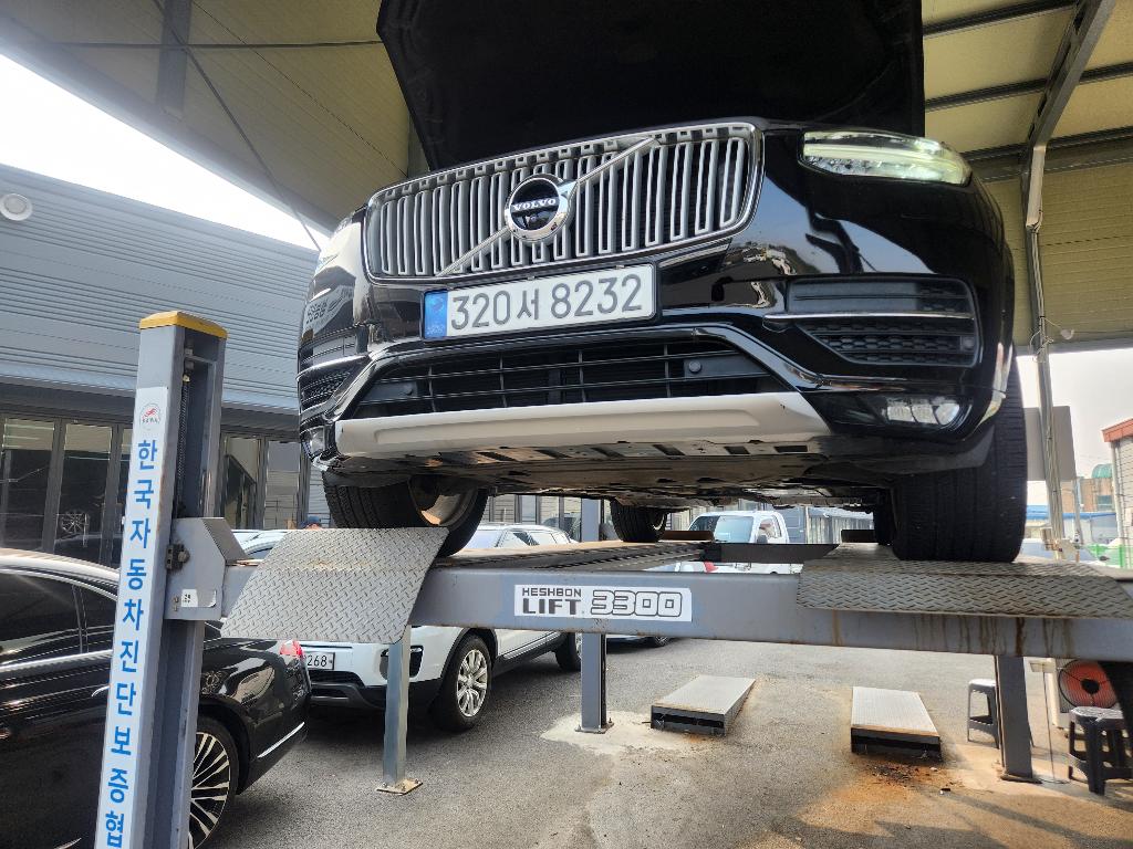 Volvo XC90 2017 — фото осмотра 1