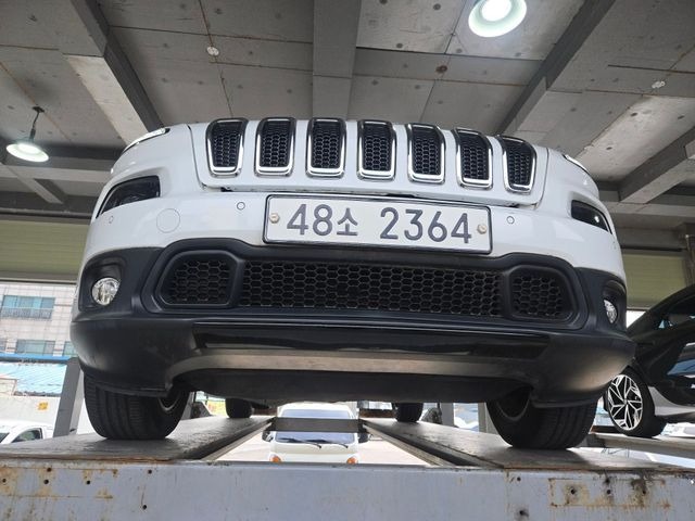 Jeep Cherokee 2015 — фото осмотра 1