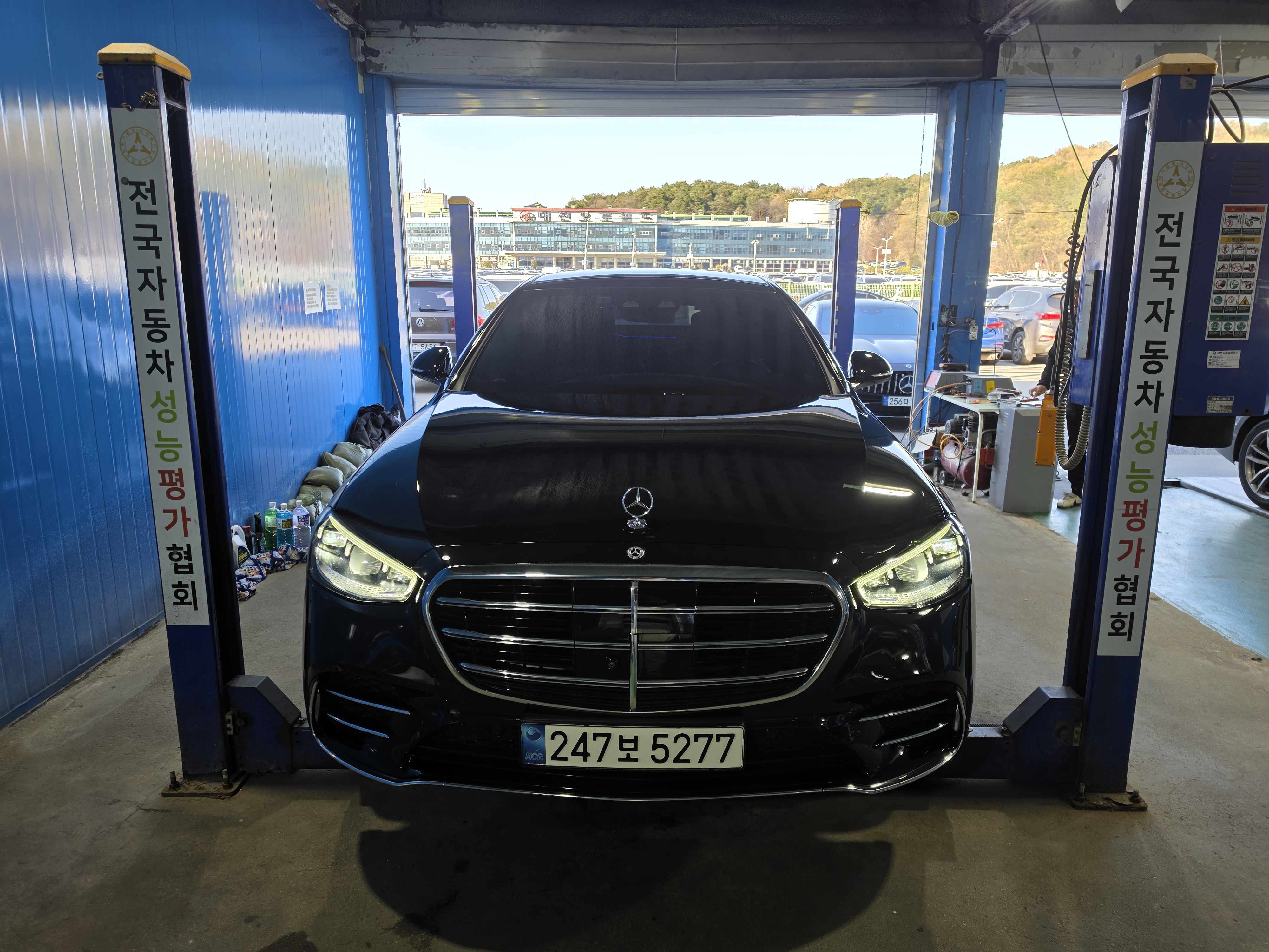 Mercedes-Benz S-Class 2023 — фото осмотра 1