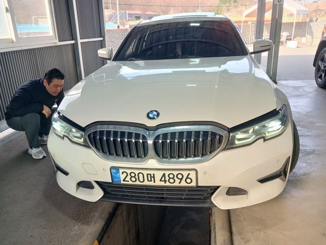 BMW 3-Series 2019 — фото осмотра 1