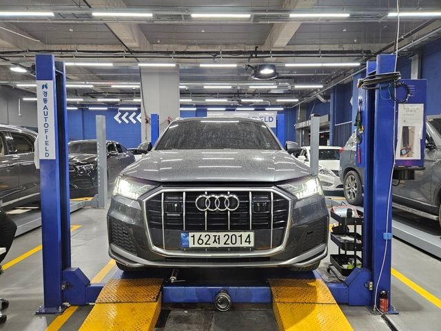 Audi Q7 2021 — фото осмотра 1