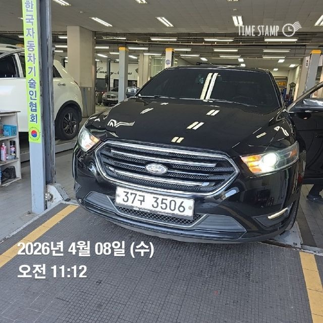 Ford Taurus 2017 — фото осмотра 1