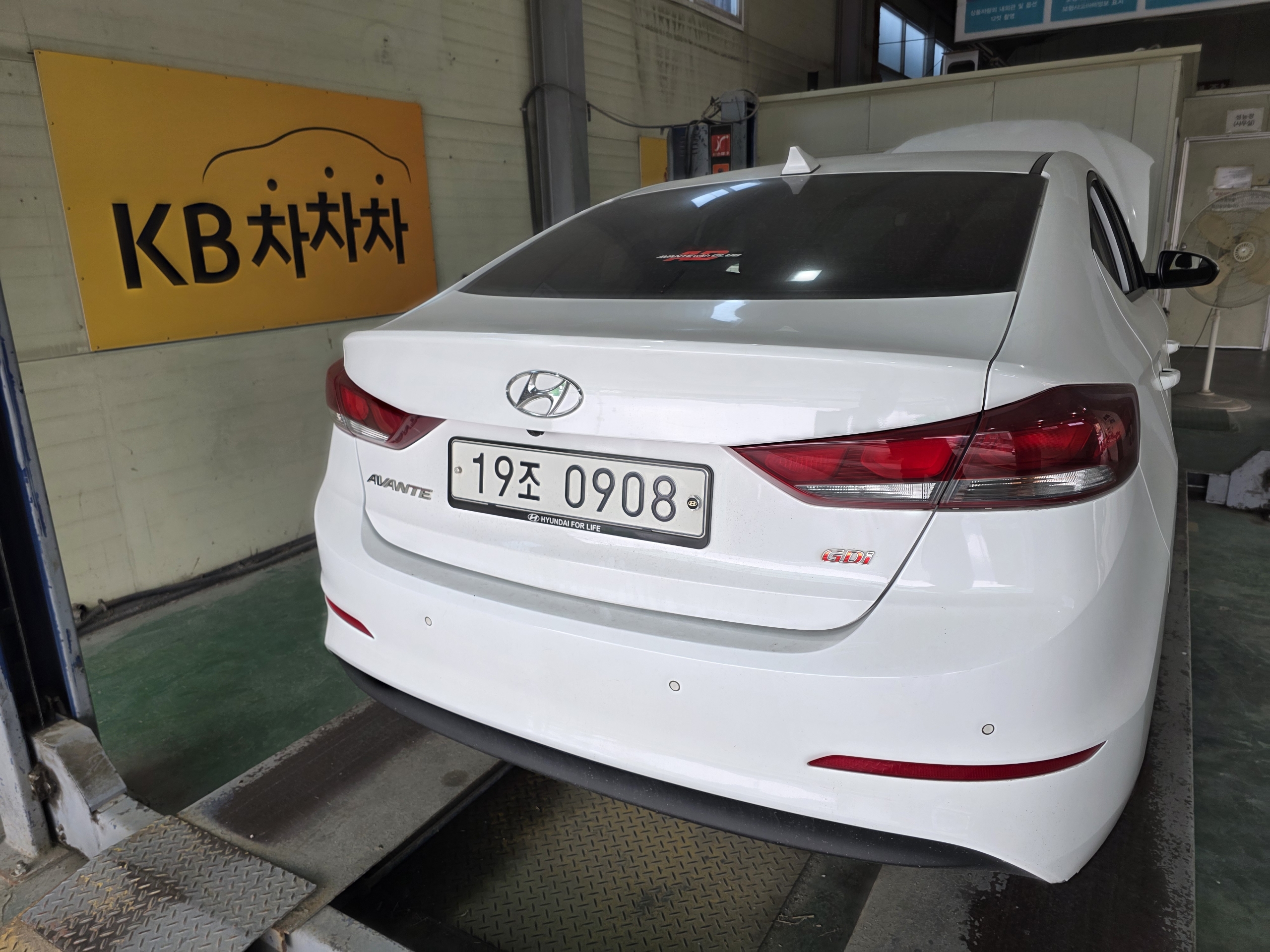Hyundai AVANTE 2016 — фото осмотра 2