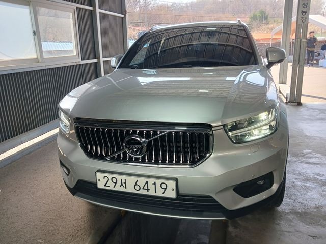 Volvo XC40 2019 — фото осмотра 1