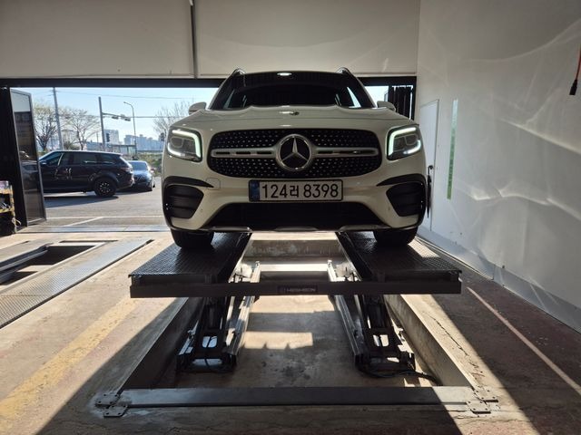 Mercedes-Benz GLB-Class 2021 — фото осмотра 1