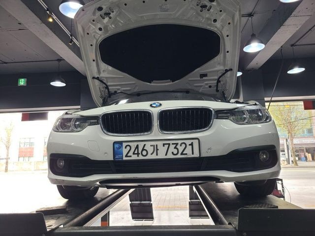 BMW 3-Series 2018 — фото осмотра 1