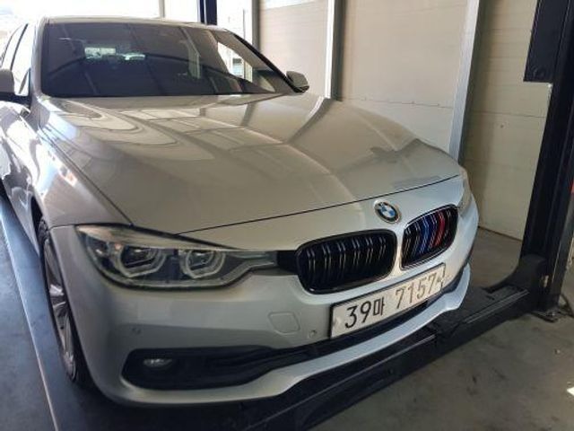 BMW 3-Series 2017 — фото осмотра 1