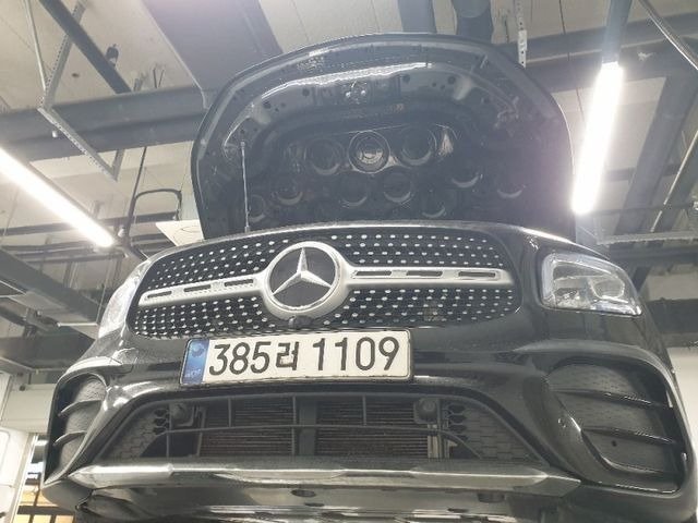 Mercedes-Benz GLB-Class 2021 — фото осмотра 1