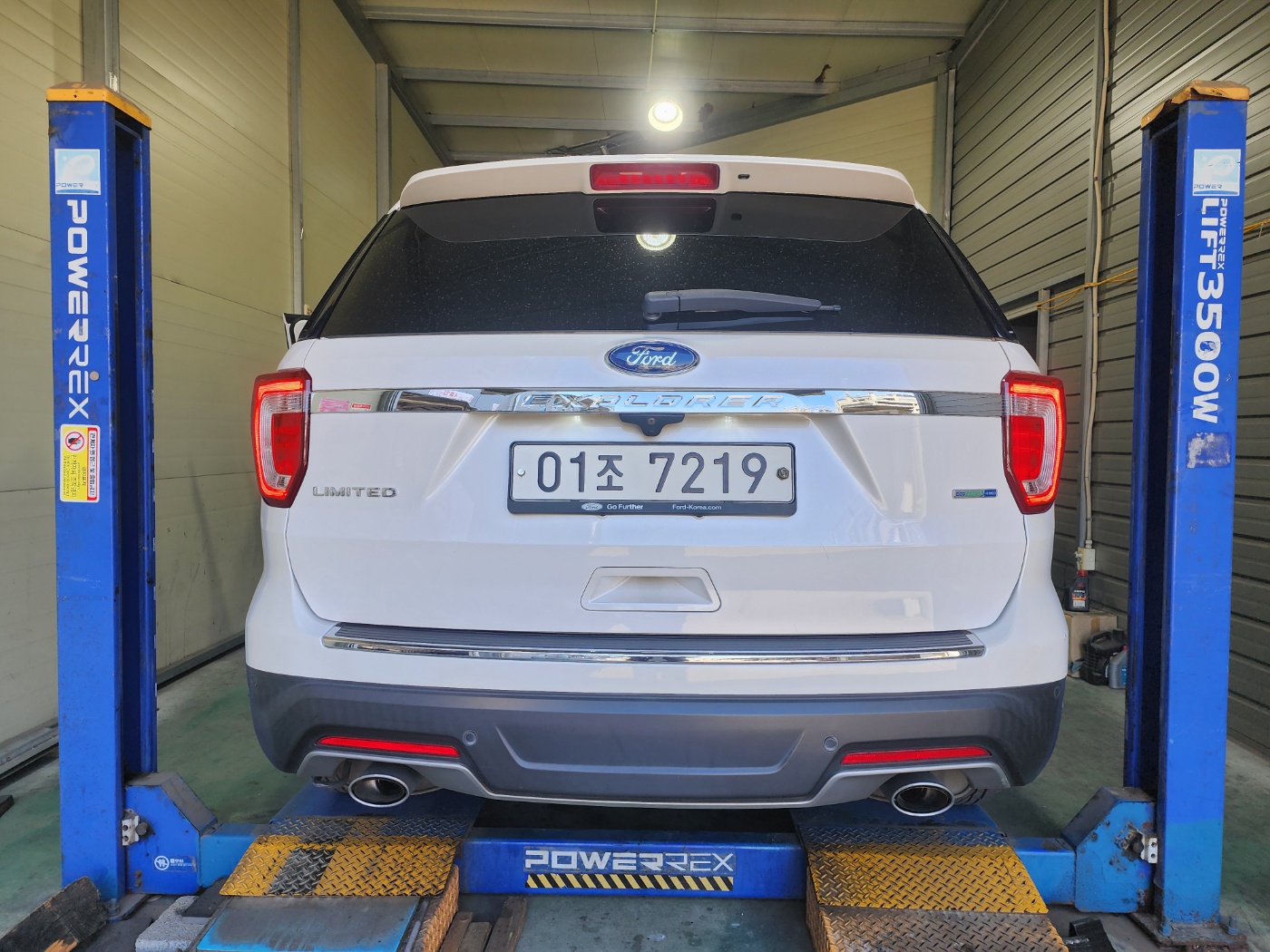 Ford Explorer 2018 — фото осмотра 2