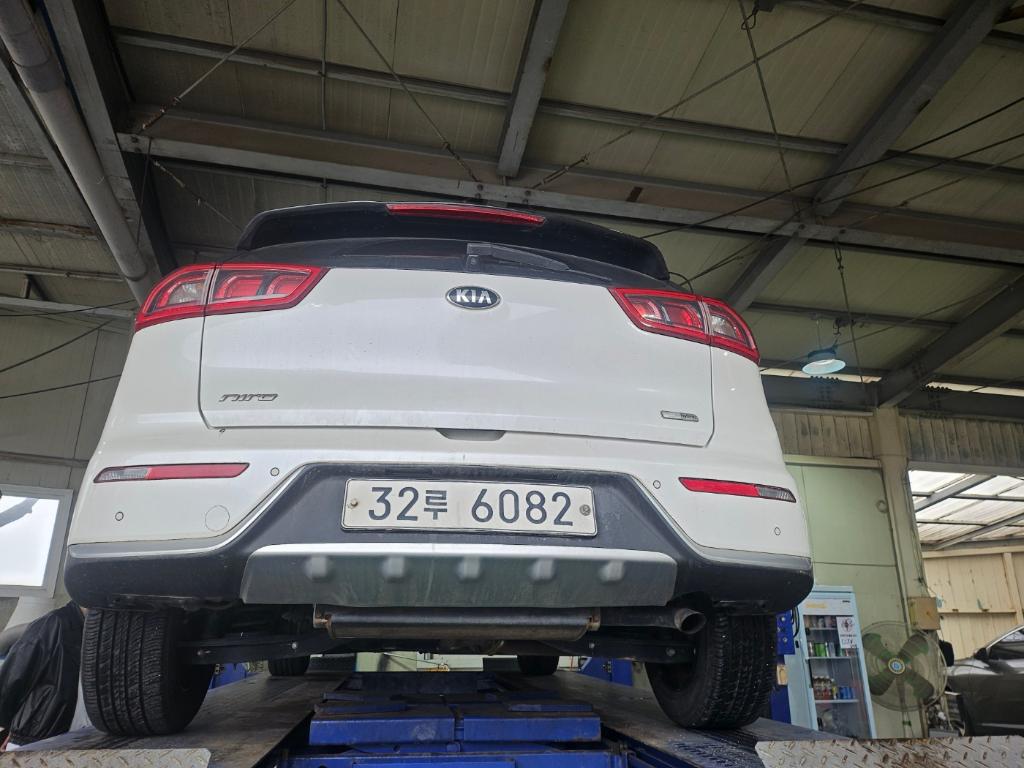 Kia Niro 2017 — фото осмотра 2