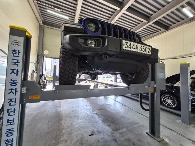 Jeep Wrangler 2019 — фото осмотра 1