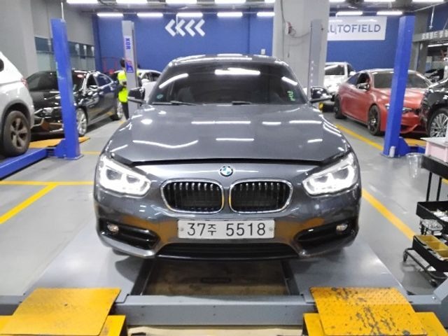 BMW 1-Series 2018 — фото осмотра 1