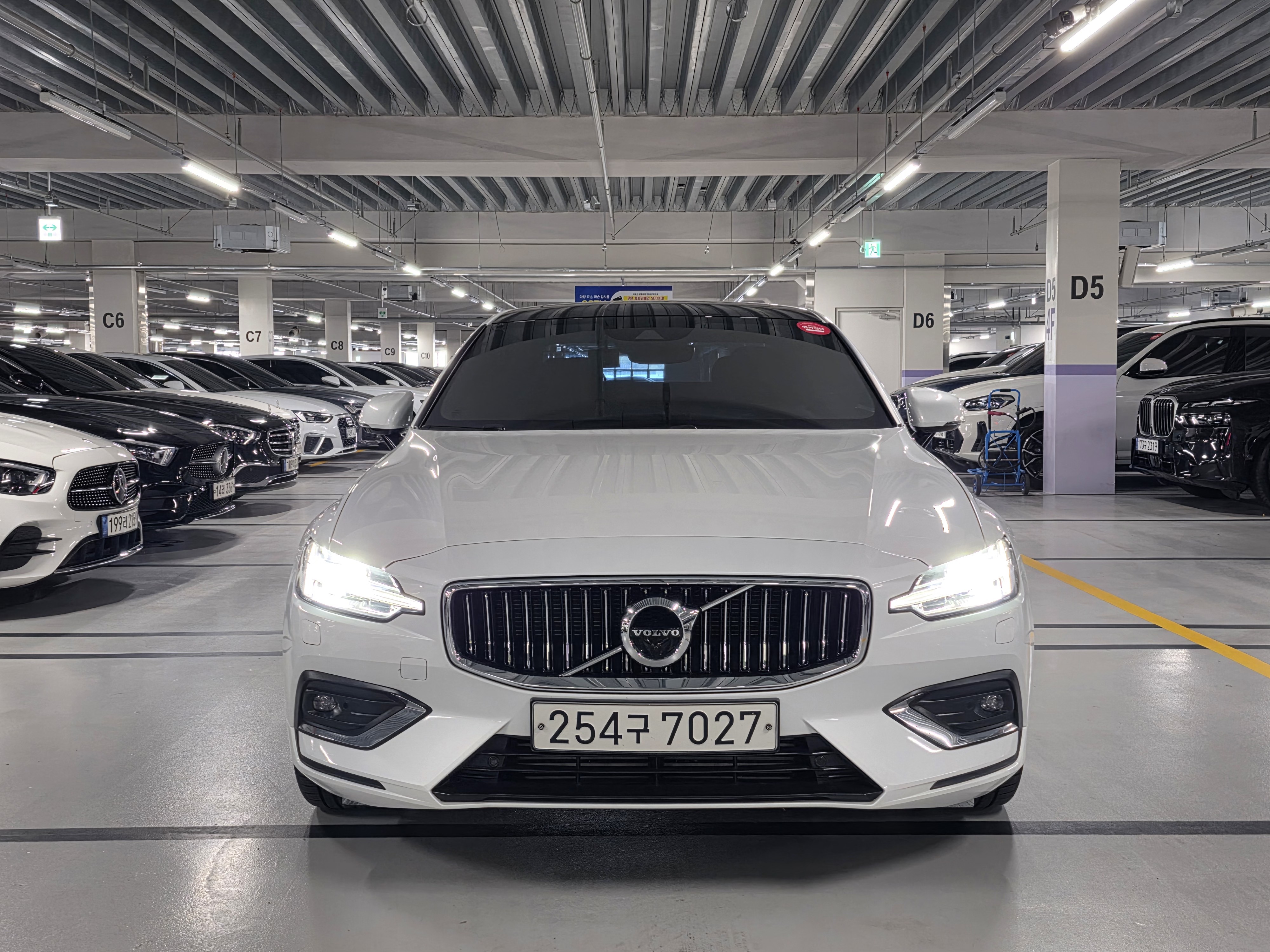 Volvo S60 2020 — фото осмотра 1