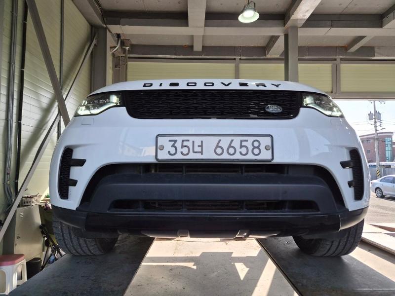 Land Rover Discovery 2018 — фото осмотра 1
