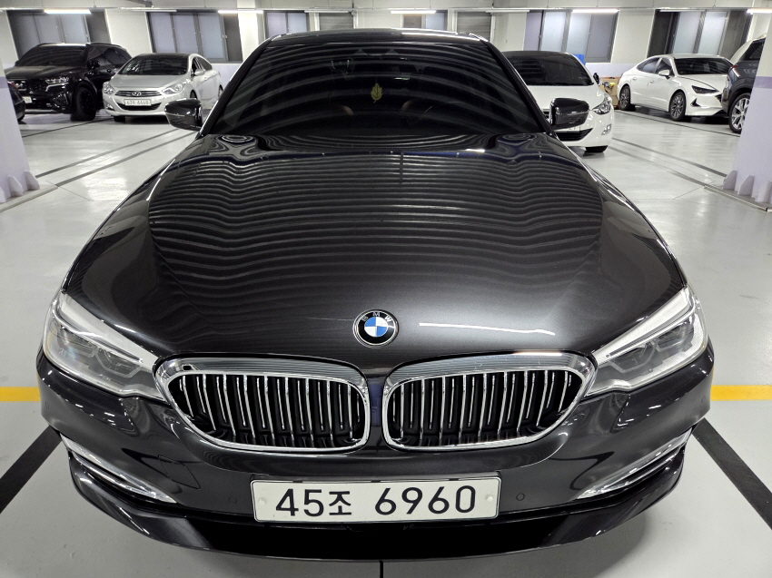BMW 5-Series 2019 — фото осмотра 1